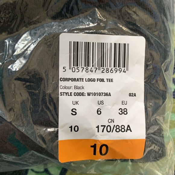 SuperDry Independent Foil Tee Size Small - Picture 6 of 6